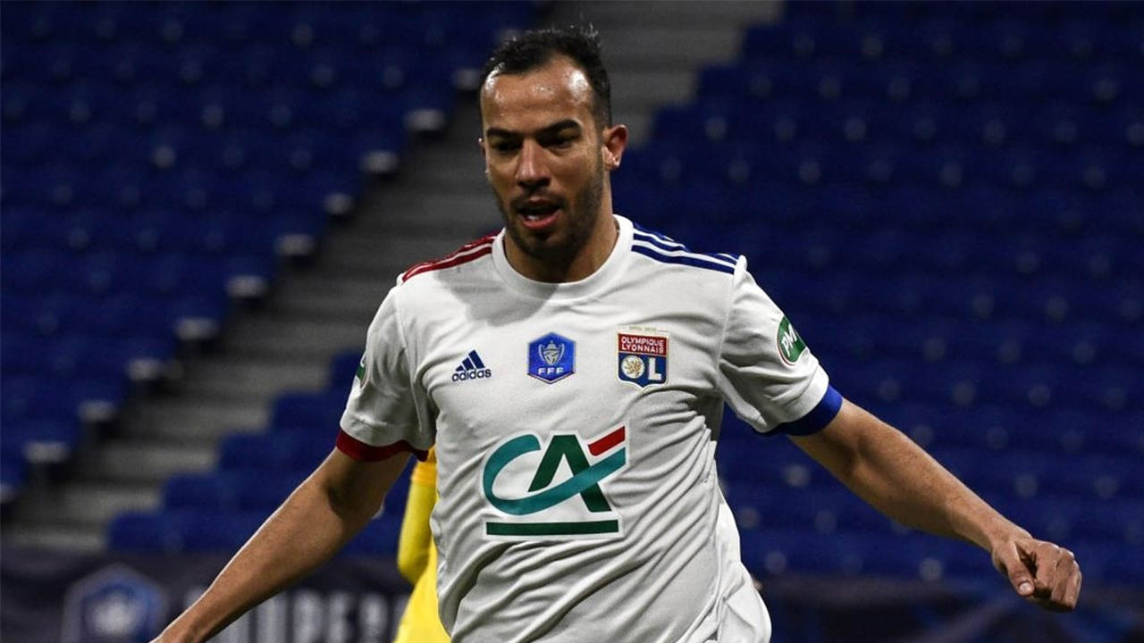 Officiel : Djamel Benlamri signe dans un nouveau club !