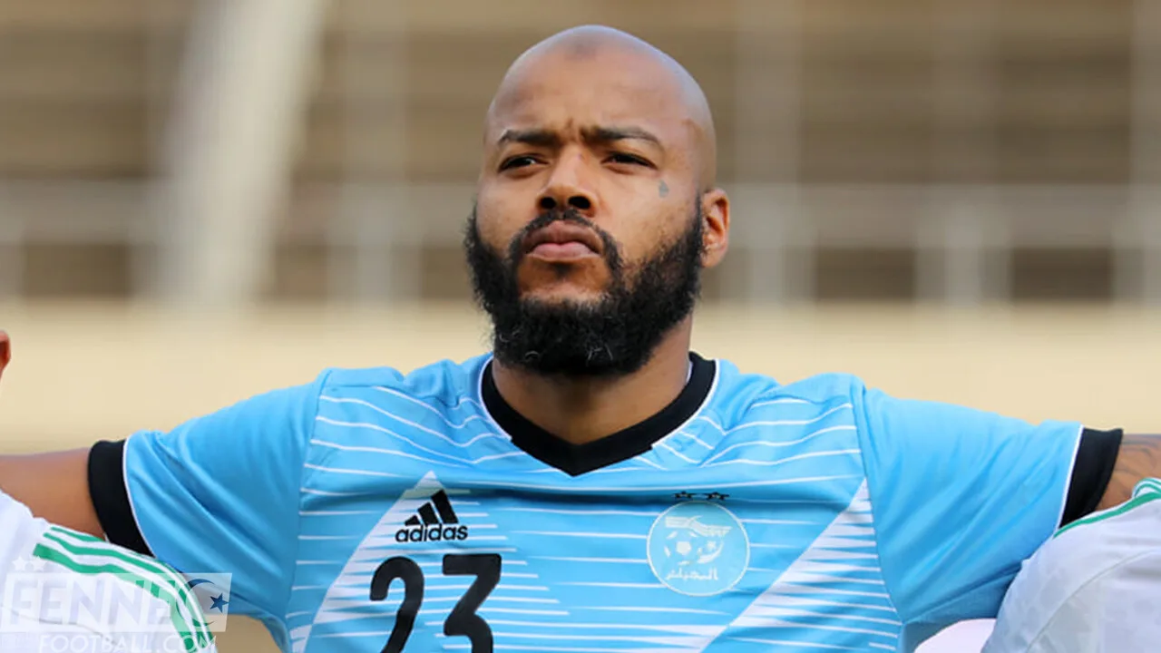 Deux clubs algériens sur les traces de Raïs M'Bolhi