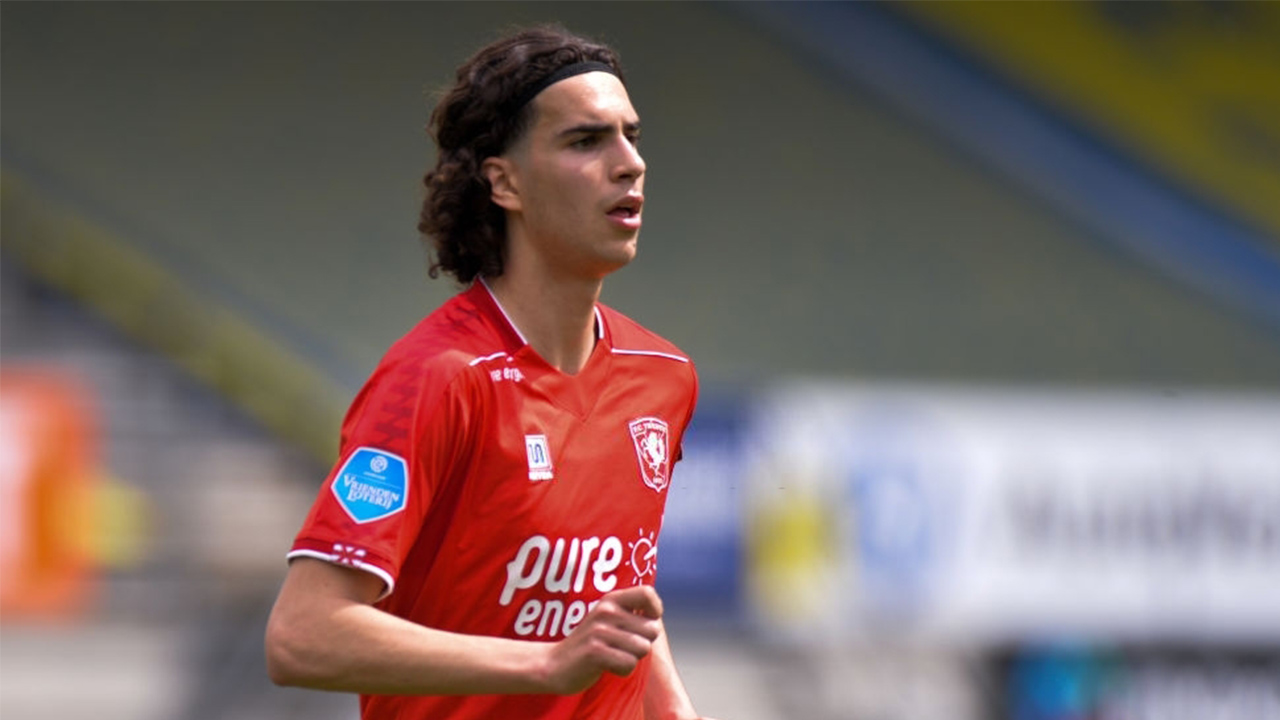 Ramiz Zerrouki signe une jolie offrande contre Den Haag (Vidéo)