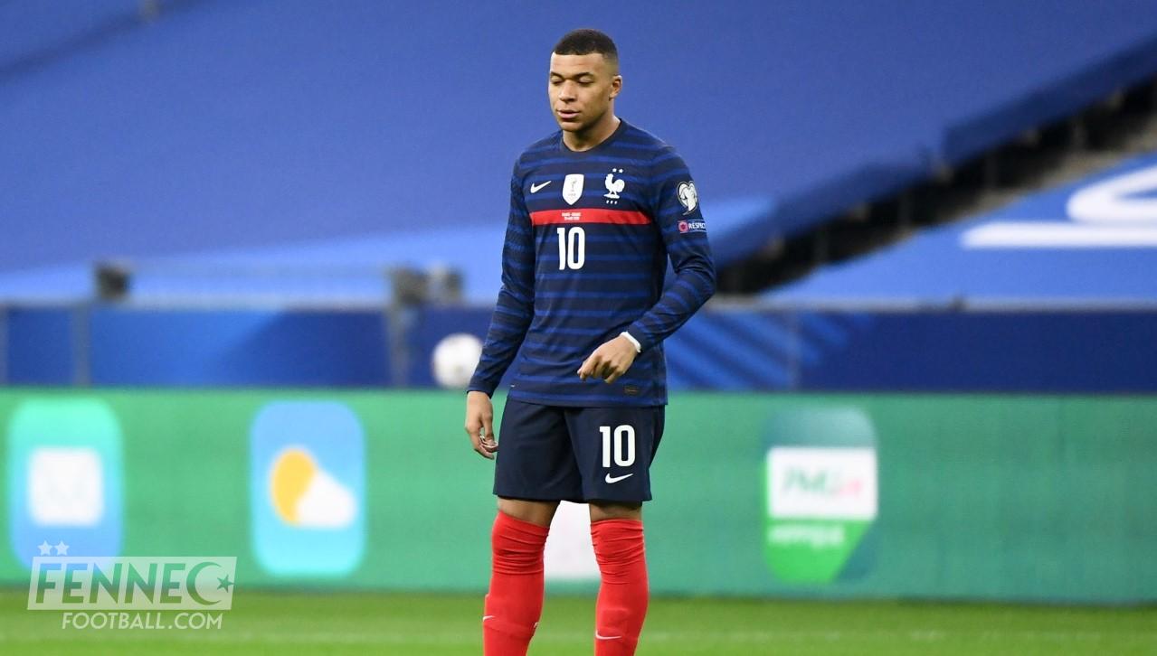 Juventus PSG : dribbles, 2 défenseurs à terre, tir de loin : un but venu d'ailleurs de M'bappé (Vidéo)