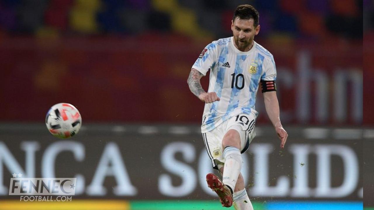 Lionel Messi régale en Copa America en inscrivant un but magique sur coup franc direct (Vidéo)