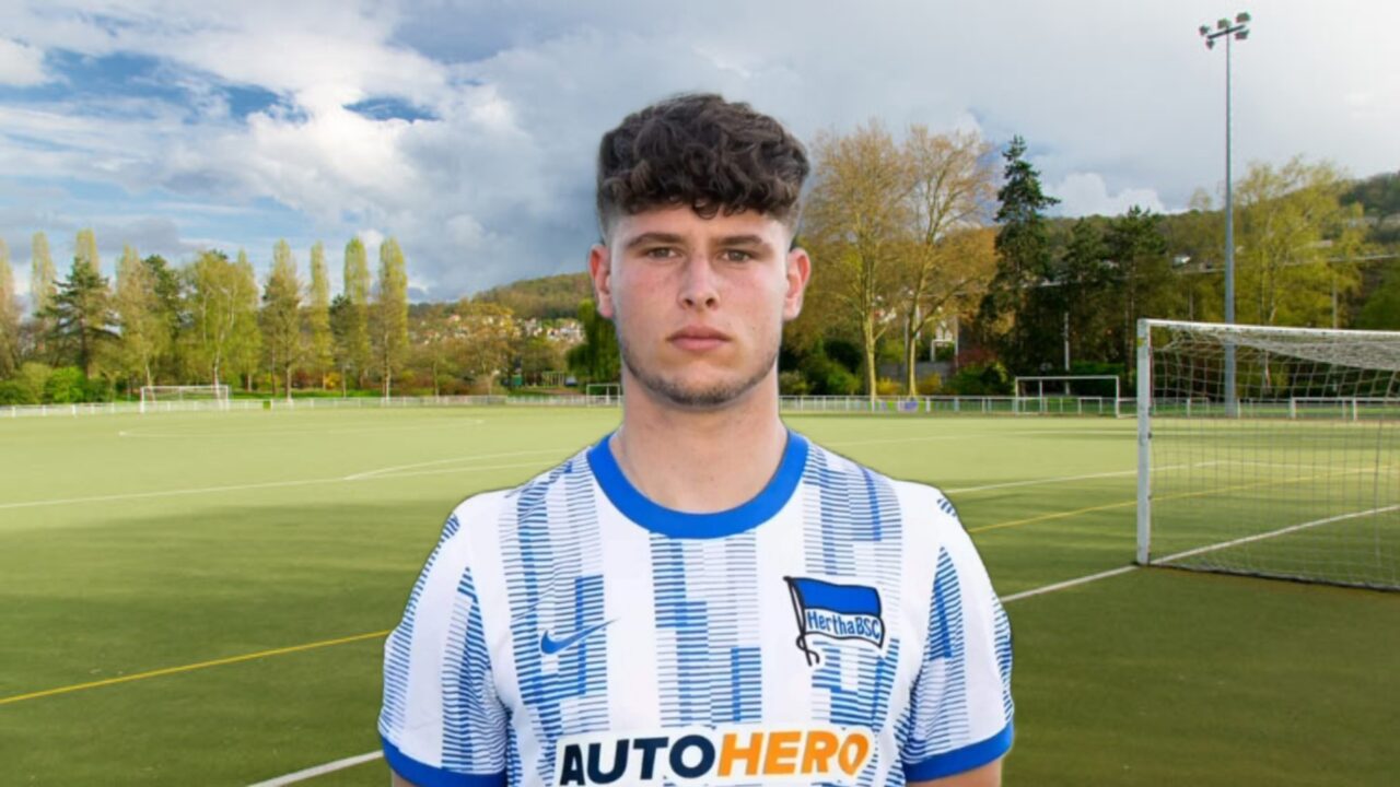 Un très prometteur jeune binational algérien voit son contrat prolongé en Bundesliga !