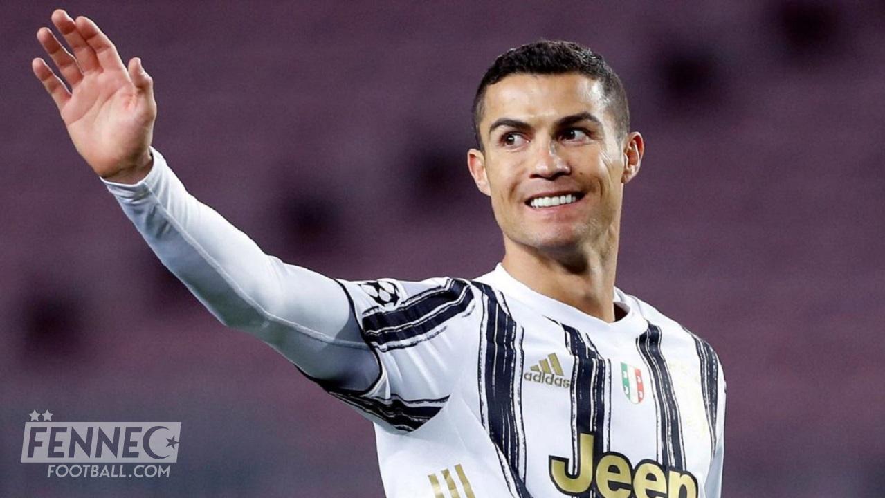 Cristiano Ronaldo signe à Manchester United ! (Officiel)