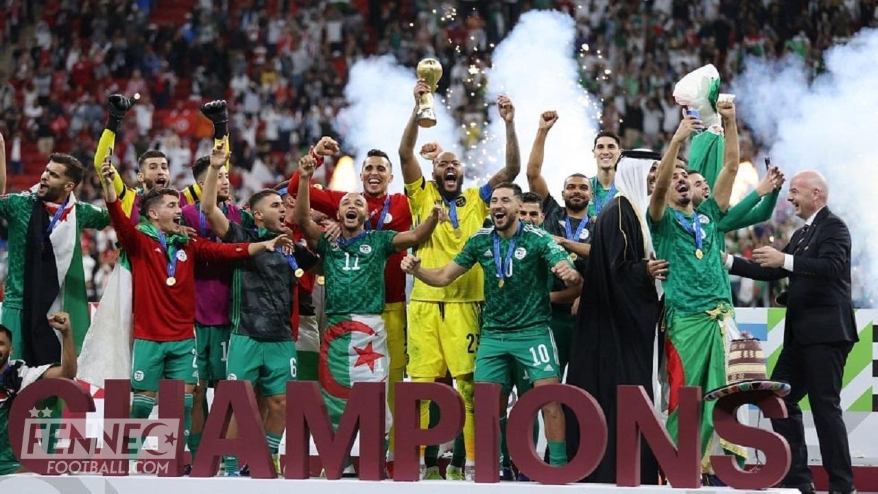 Équipe d'Algérie : les fennecs passent une soirée inoubliable à Alger (Vidéo)