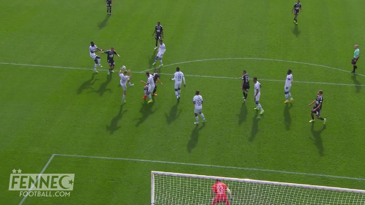Auteur de son premier but cette saison, Slimani sauve Brest (Vidéo)
