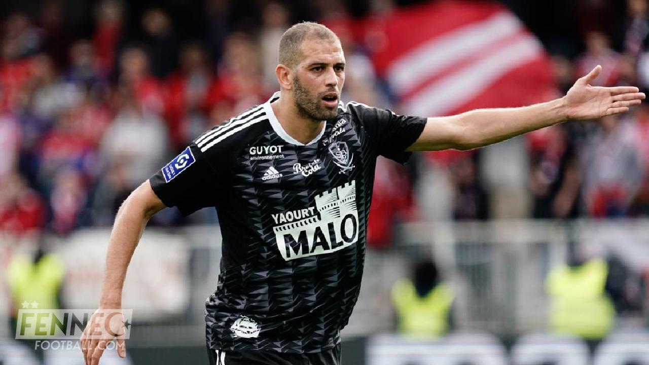 Voici pourquoi Slimani a été sifflé par les supporters de Brest !