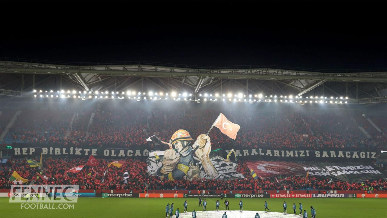 Séisme : L'Algérie se fait snober par des fans d'un club turc (Photo)