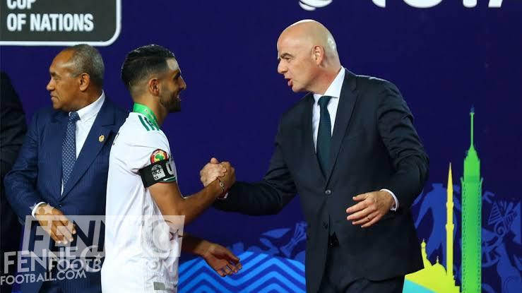 Gianni Infantino joue avec les nerfs des supporters de l'équipe d'Algérie
