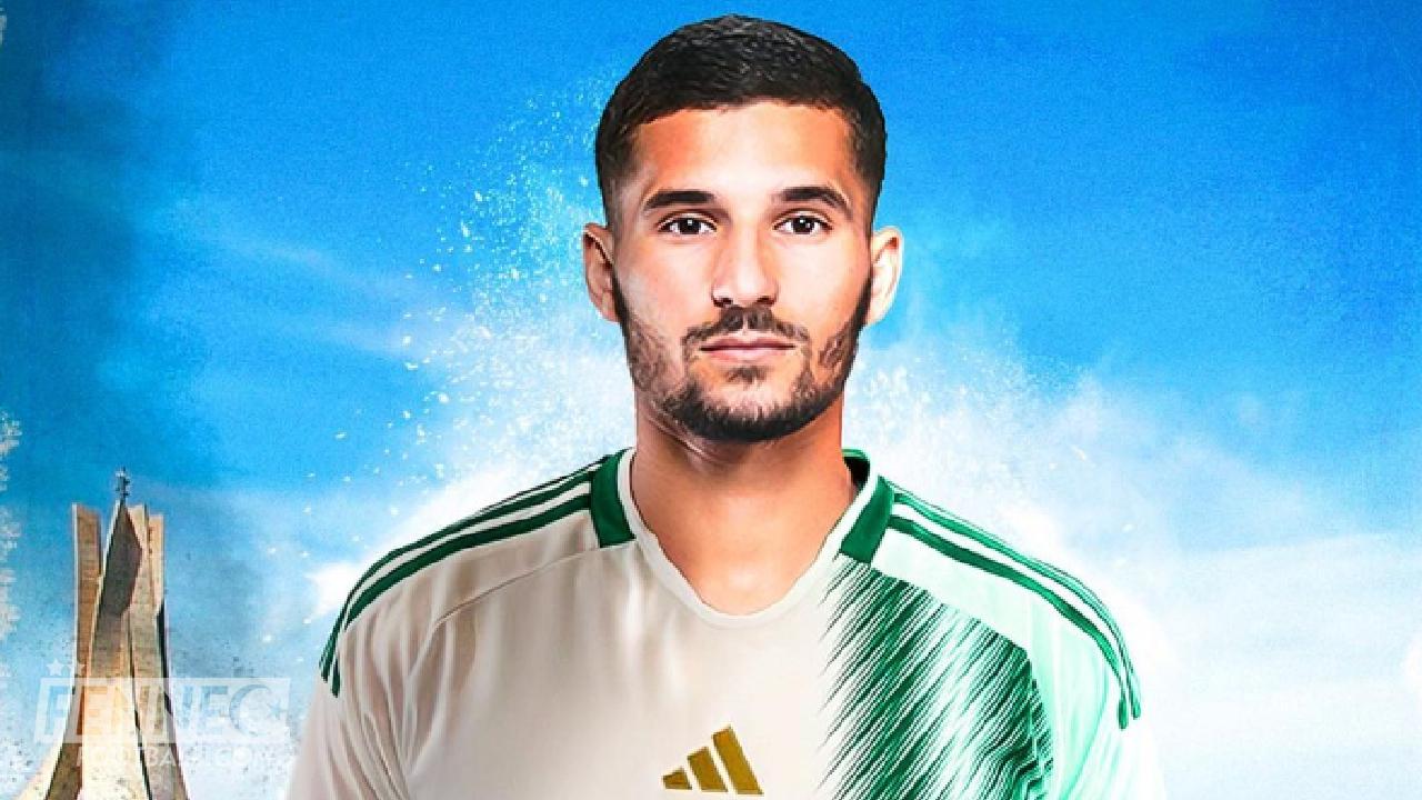 L'AS Roma officialise l'arrivée de Houssem Aouar et dévoile son numéro