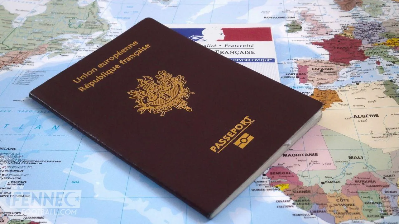 " Il faut avoir un passeport rouge pour jouer en équipe d'Algérie " : un joueur de l'EN en roue libre