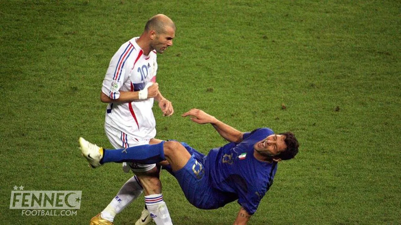 L'adversaire de l'équipe d'Algérie s'illustre avec un coup de boule à la Zidane