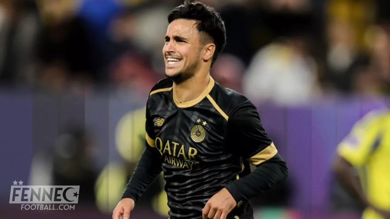 Mercato : Adam Ounas accepte une baisse de salaire et se rapproche d'un accord