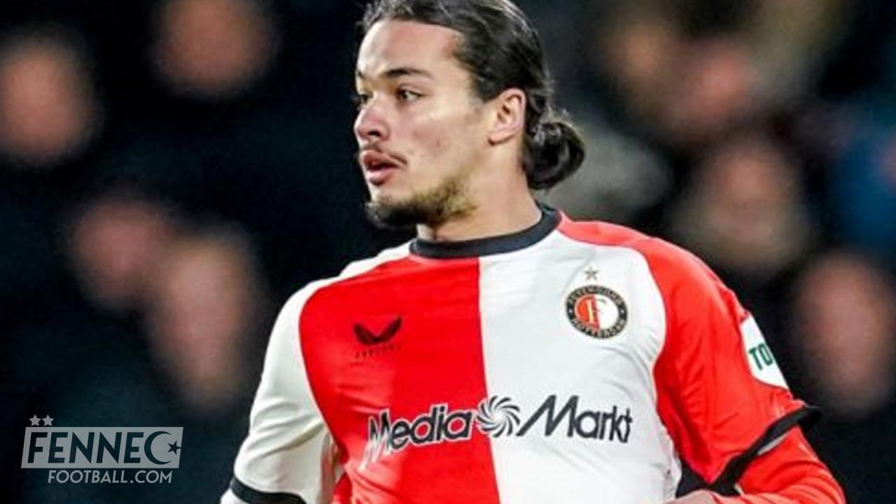 Algérie : Feyenoord prend Anis Hadj Moussa de court !