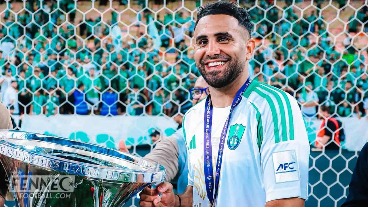 « N’importe quel joueur qui joue avec Riyad Mahrez apprend forcément quelque chose, même s’il est très bête ! »