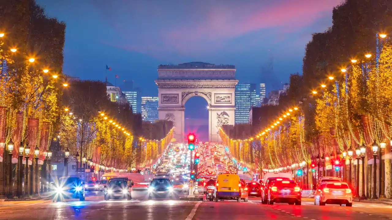 Le concert du réveillon annulé à Paris : l'Algérie accusée