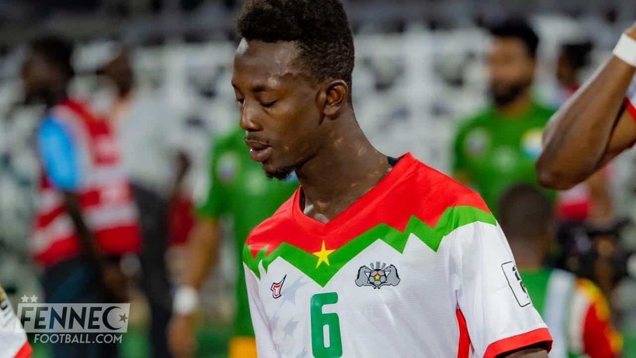 Algérie - Burkina Faso : Le geste de grande classe de Mohamed Zougrana