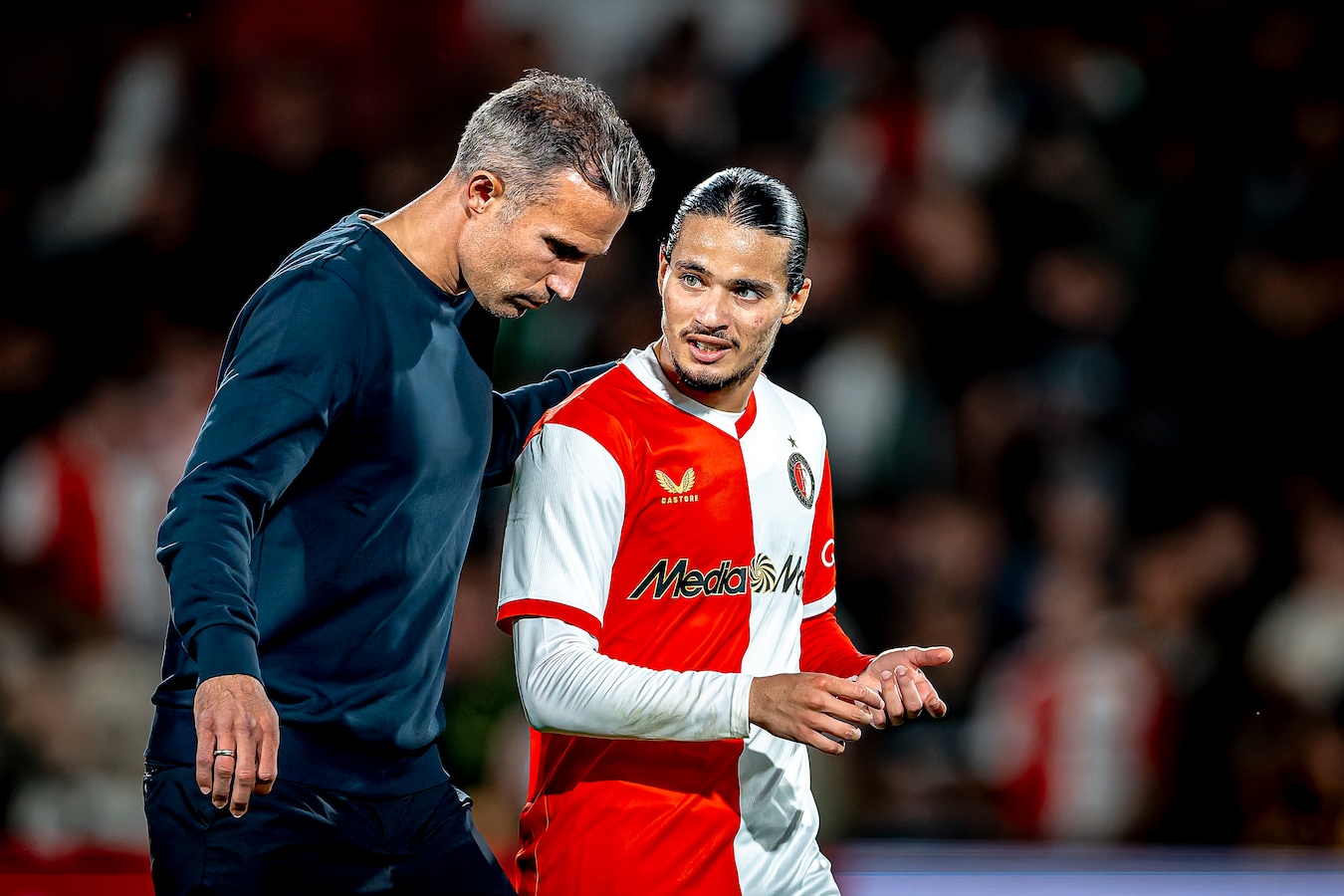 Hadj Moussa et Van Persie : une relation presque fraternelle