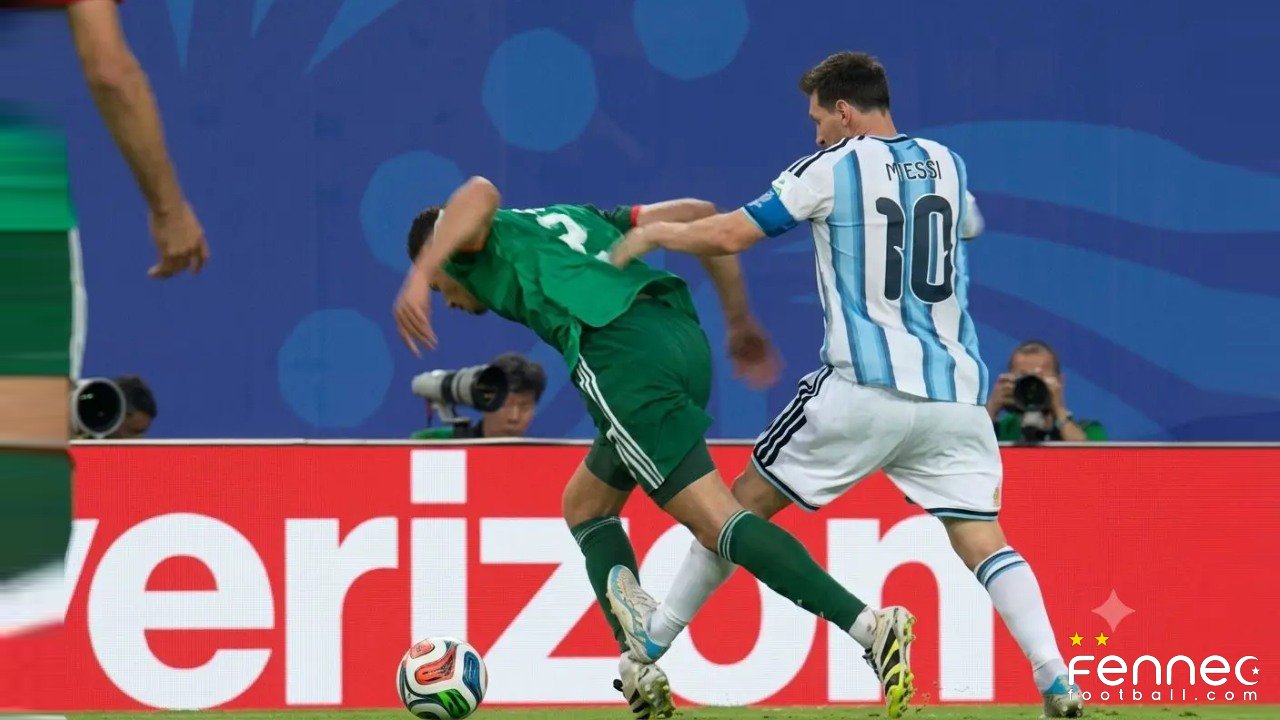 Après la polémique Messi-Marciniak, Mandi finalement blanchi