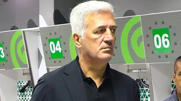 Vladimir Petkovic équipe Algérie